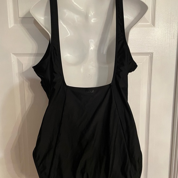 Brand new without tag Lolë Women’s one piece swimsuit - Picture 7 of 10